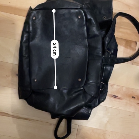 Leather Tote - Picture 5 of 10
